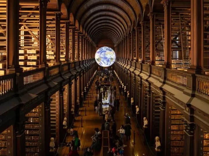 Trinity College Library & Book of Kells